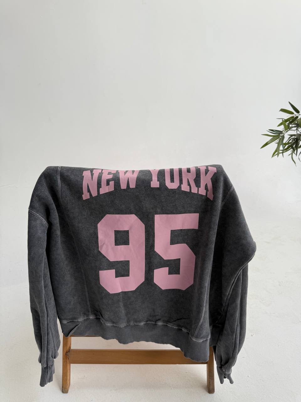 Washed-effect sweatshirt