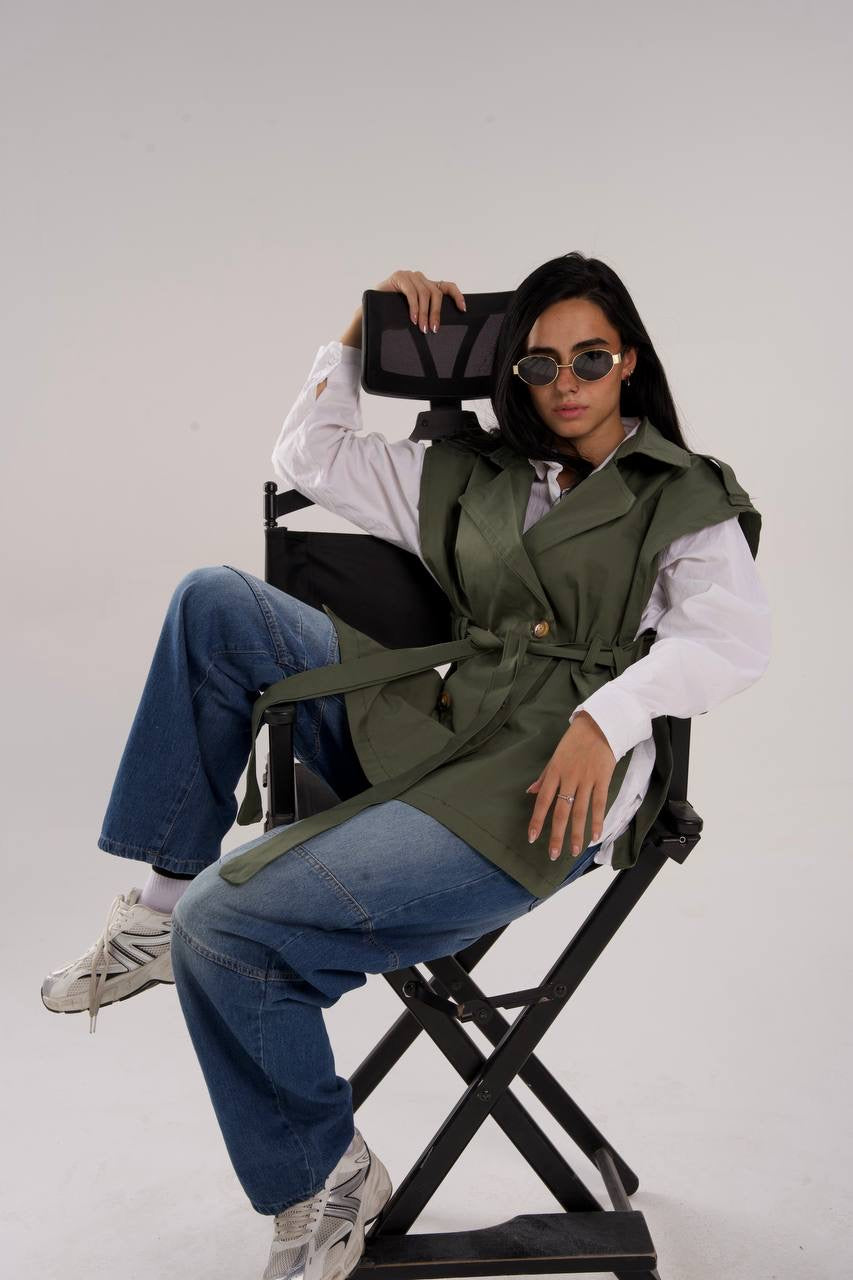 SLEEVELESS TRENCH COAT